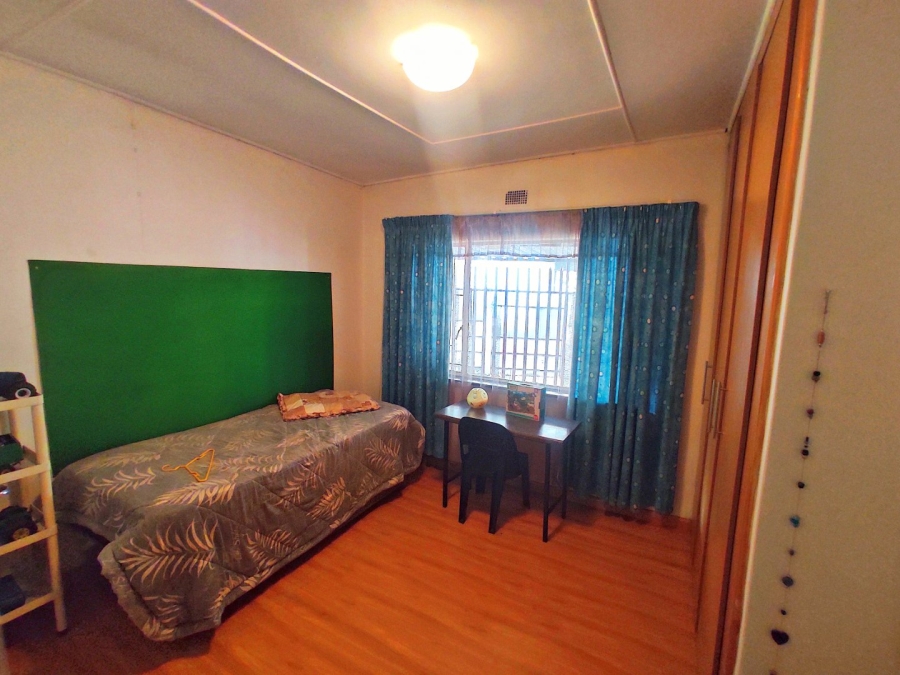 5 Bedroom Property for Sale in Sasolburg Ext 4 Free State